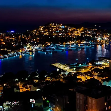 Διαμέρισμα Boca *